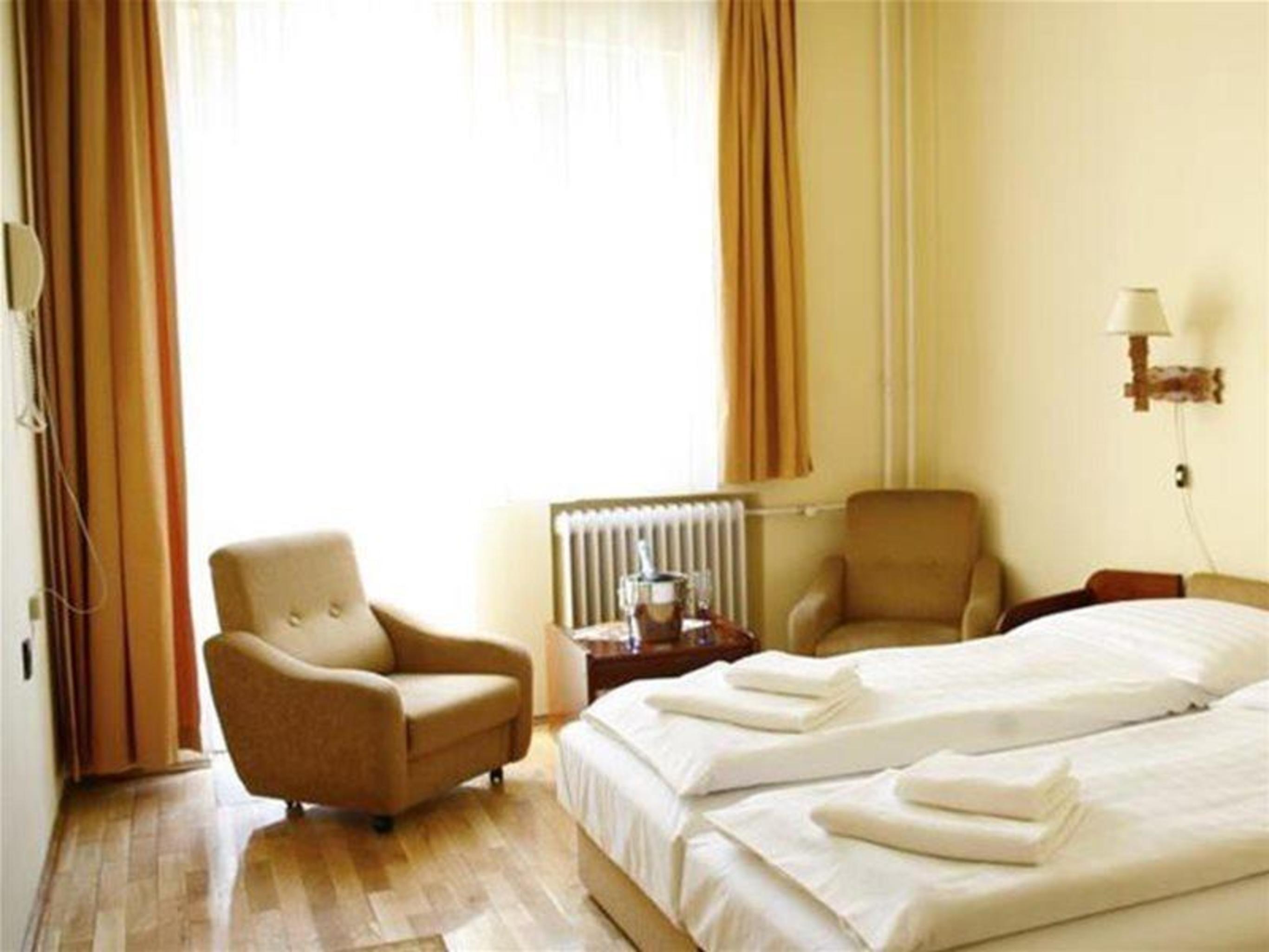 Hotel Bara Будапешт Екстер'єр фото